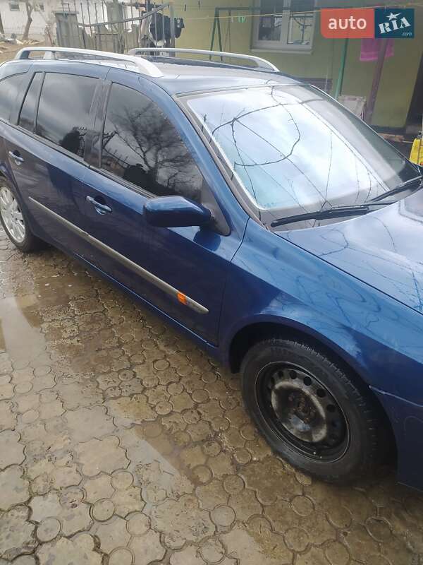 Универсал Renault Laguna 2001 в Пустомытах