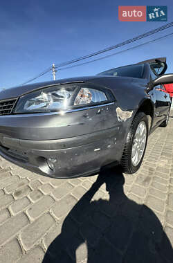 Лифтбек Renault Laguna 2006 в 