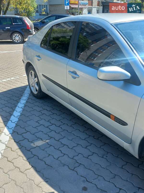 Ліфтбек Renault Laguna 2003 в Дрогобичі