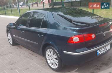 Ліфтбек Renault Laguna 2005 в 