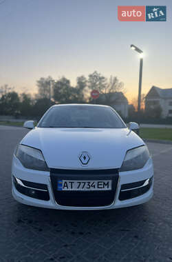 Купе Renault Laguna 2012 в 