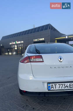 Купе Renault Laguna 2012 в 