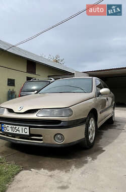 Лифтбек Renault Laguna 2000 в Винниках