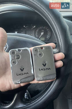 Ліфтбек Renault Laguna 2005 в 