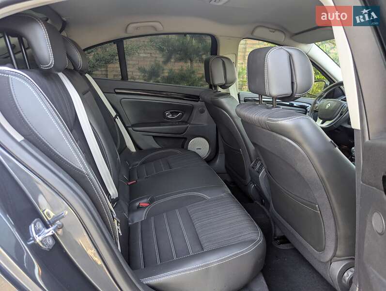 Ліфтбек Renault Laguna 2013 в Хмельницькому