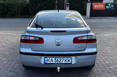 Лифтбек Renault Laguna 2003 в 