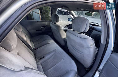 Лифтбек Renault Laguna 2003 в 