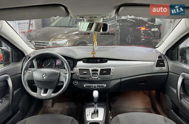 Ліфтбек Renault Laguna 2008 в 