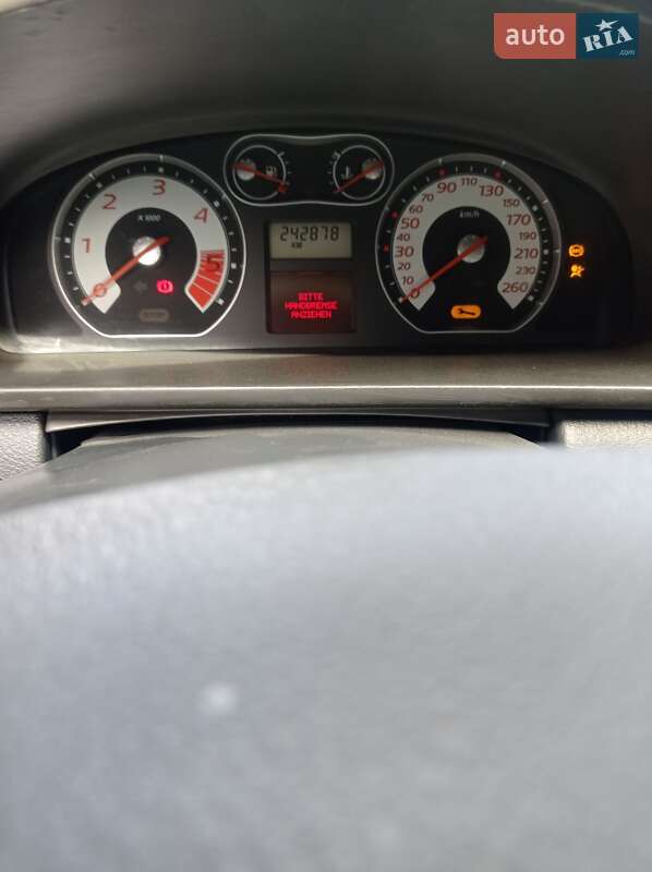 Лифтбек Renault Laguna 2003 в Запорожье фото 6 Лифтбек Renault Laguna 2003 в Запорожье