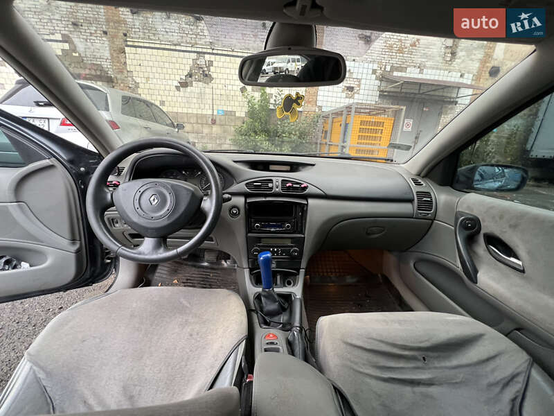Ліфтбек Renault Laguna 2002 в Києві