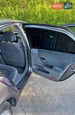 Лифтбек Renault Laguna 2001 в 