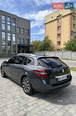 Универсал Renault Laguna 2013 в 