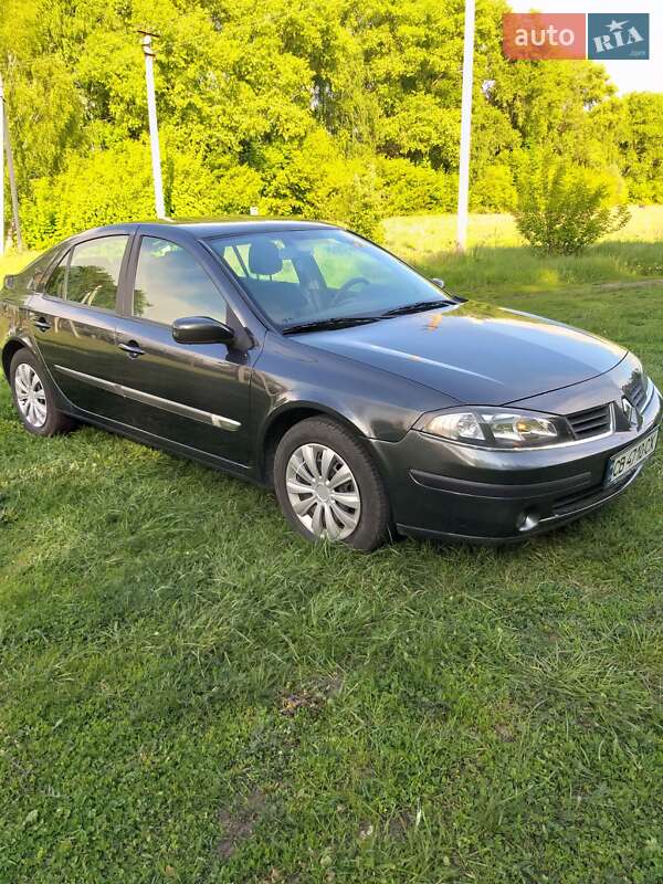Лифтбек Renault Laguna 2007 в 