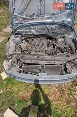 Ліфтбек Renault Laguna 2005 в 