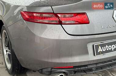 Купе Renault Laguna 2010 в 
