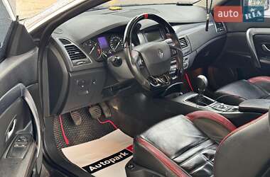 Купе Renault Laguna 2010 в 