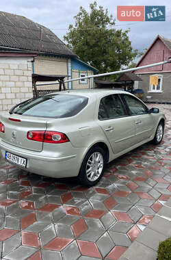 Ліфтбек Renault Laguna 2006 в 