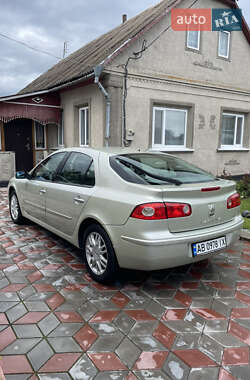 Ліфтбек Renault Laguna 2006 в 