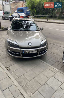 Универсал Renault Laguna 2012 в 