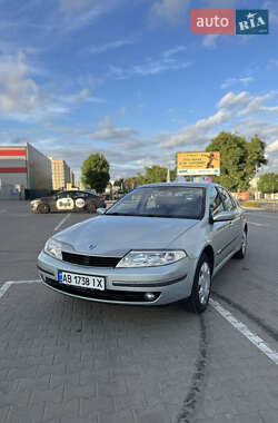 Лифтбек Renault Laguna 2001 в Софиевской Борщаговке