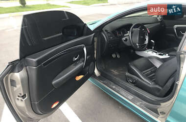 Купе Renault Laguna 2009 в 