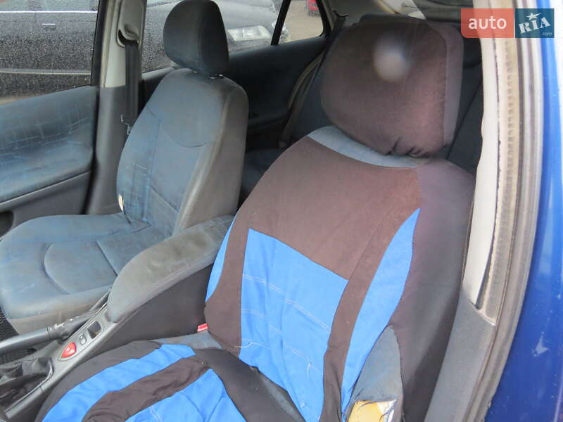 Ліфтбек Renault Laguna 2002 в Кропивницькому