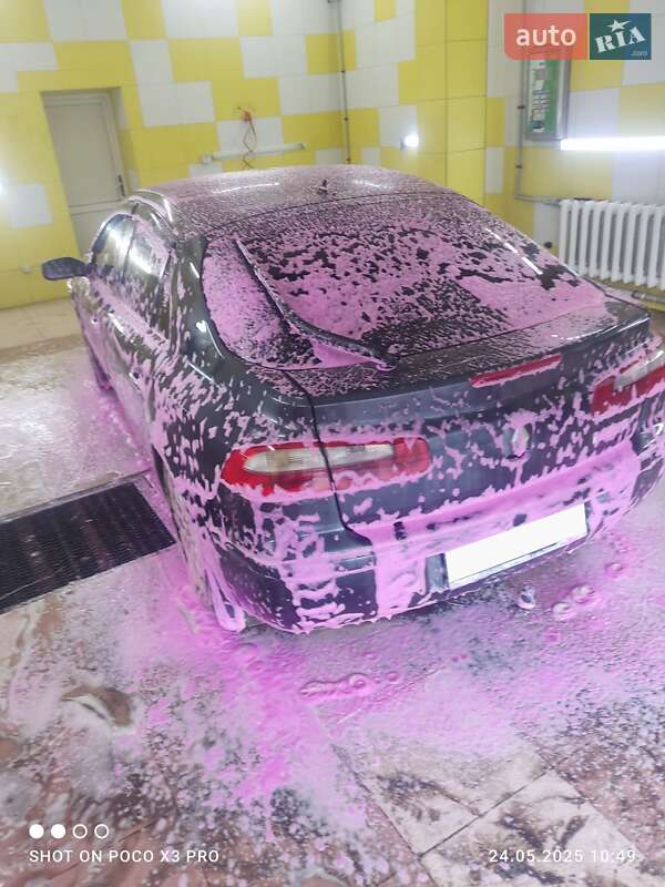 Лифтбек Renault Laguna 2003 в Гайвороне