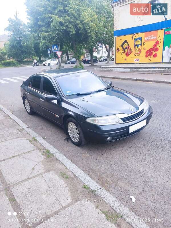 Лифтбек Renault Laguna 2003 в 