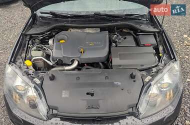 Лифтбек Renault Laguna 2010 в 