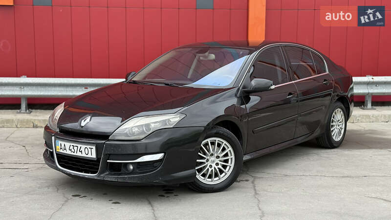Ліфтбек Renault Laguna 2011 в 