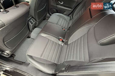 Ліфтбек Renault Laguna 2011 в 