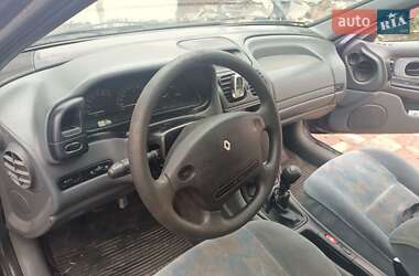 Универсал Renault Laguna 1996 в 