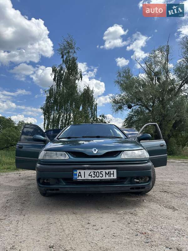 Лифтбек Renault Laguna 1996 в Боярке