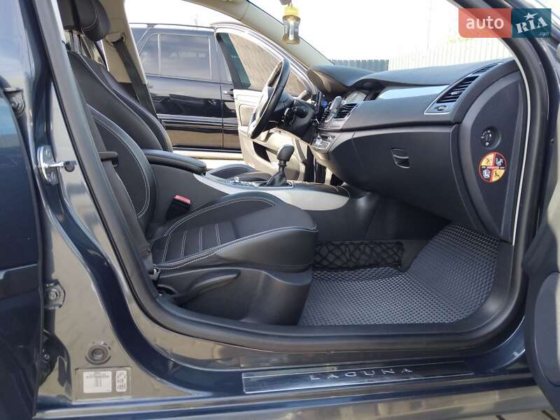 Универсал Renault Laguna 2012 в Ивано-Франковске