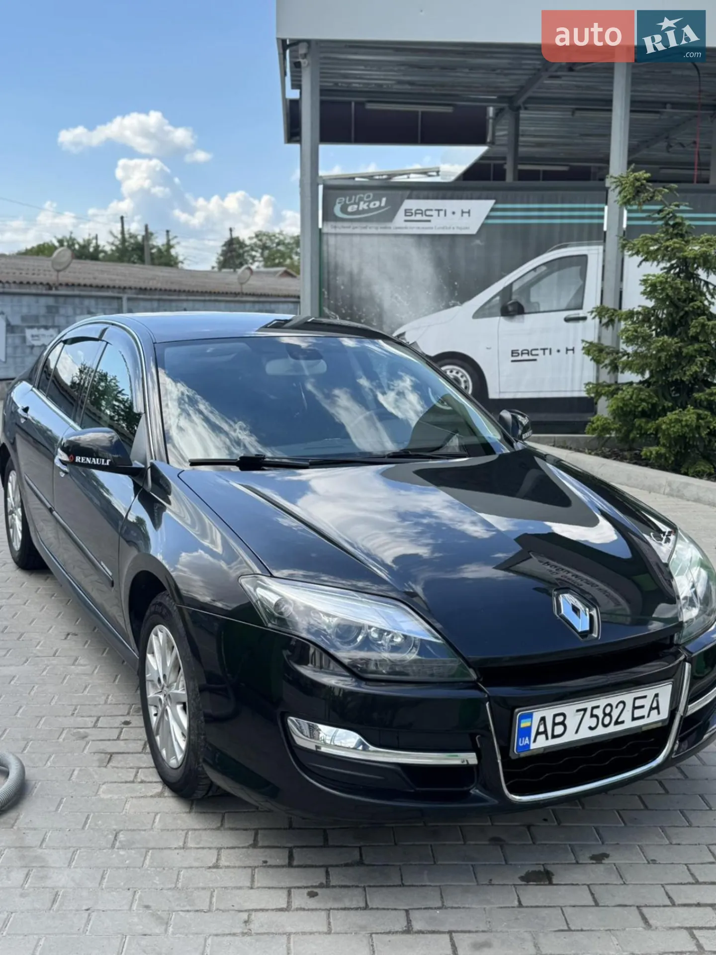 2015 Renault Laguna - мініатюра 13