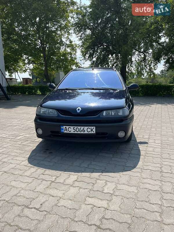 Универсал Renault Laguna 1999 в Иваничах