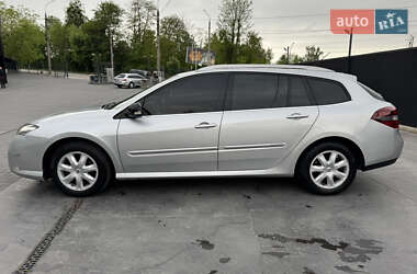 Универсал Renault Laguna 2011 в 