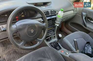 Лифтбек Renault Laguna 2003 в 