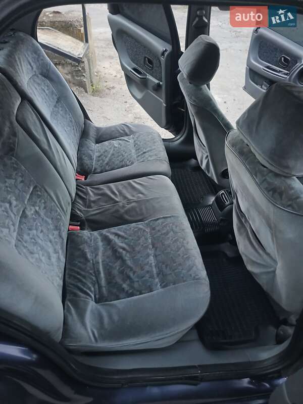 Лифтбек Renault Laguna 1996 в Виннице