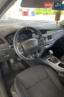 Лифтбек Renault Laguna 2010 в 