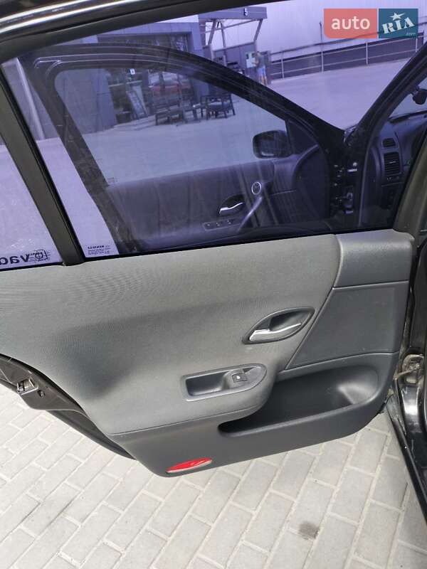 Ліфтбек Renault Laguna 2007 в Святопетрівське