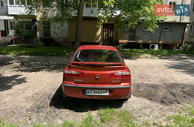 Лифтбек Renault Laguna 2001 в 
