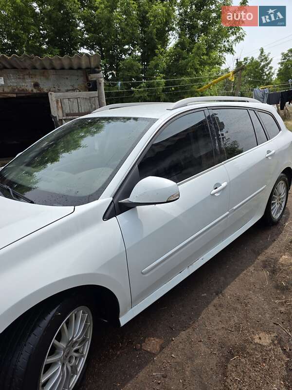 Renault Laguna 2011