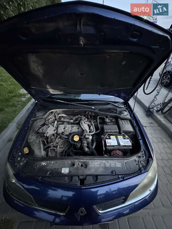 Лифтбек Renault Laguna 2006 в Львове