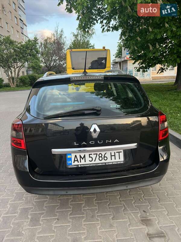 Универсал Renault Laguna 2010 в Звягеле