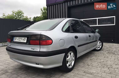 Лифтбек Renault Laguna 1997 в Ровно