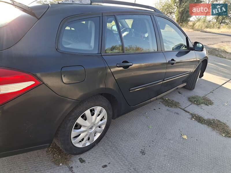 Універсал Renault Laguna 2010 в Семенівці