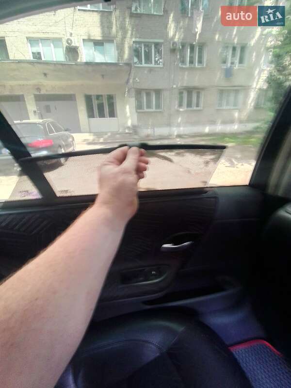 Ліфтбек Renault Laguna 2001 в Львові