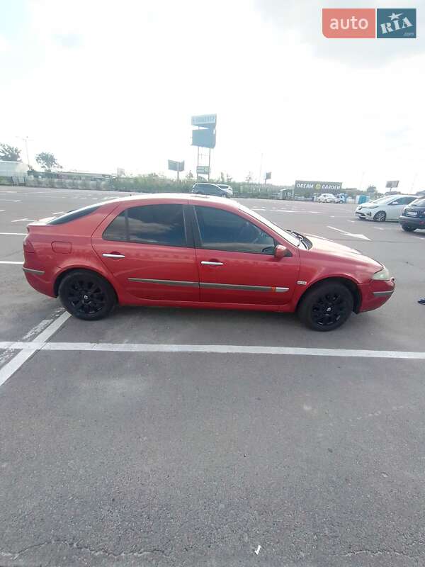 Ліфтбек Renault Laguna 2001 в Львові