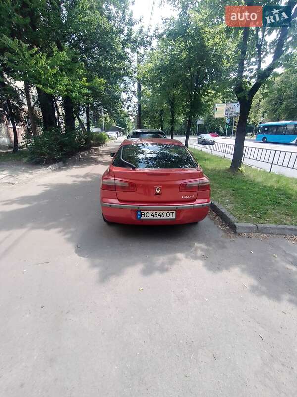 Ліфтбек Renault Laguna 2001 в Львові